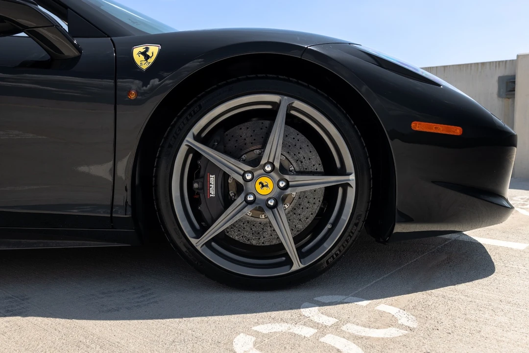 2012 Ferrari 458 Italia - Image 29 of 31