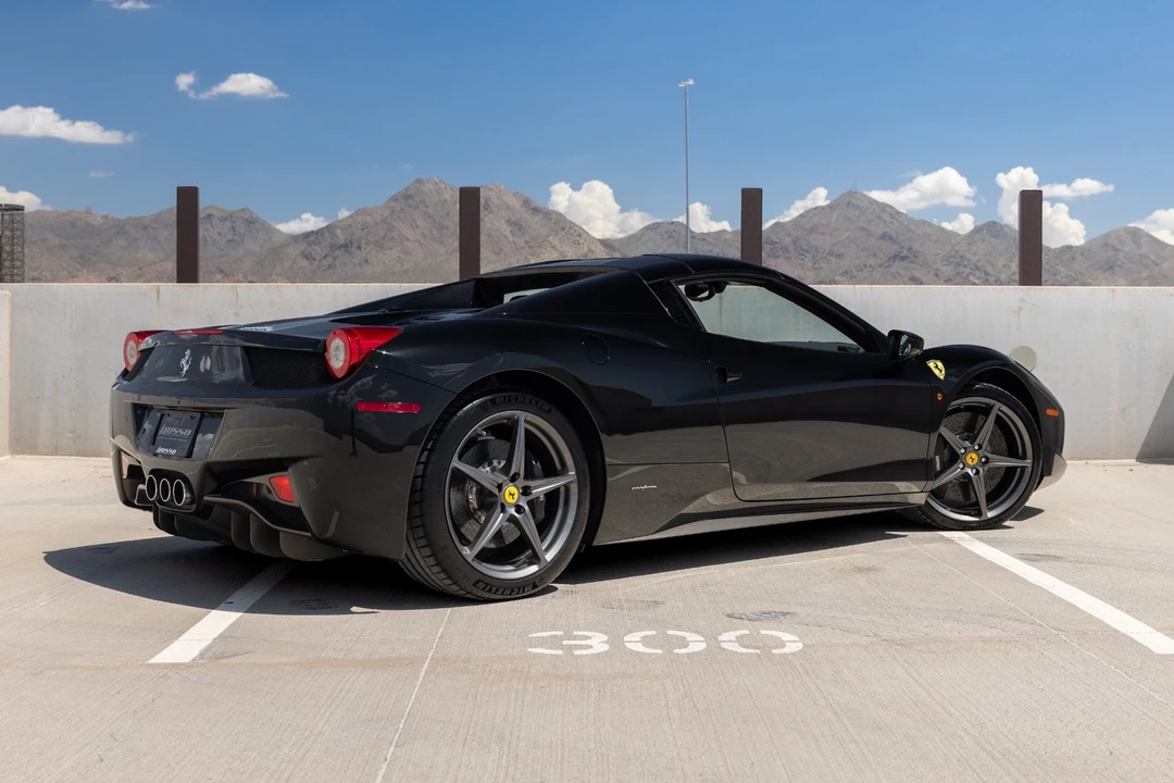 2012 Ferrari 458 Italia - Image 10 of 31