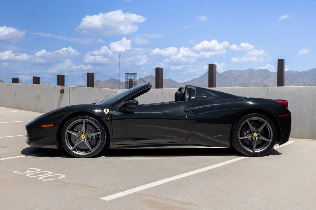 2012 Ferrari 458 Italia - Image 8 of 31