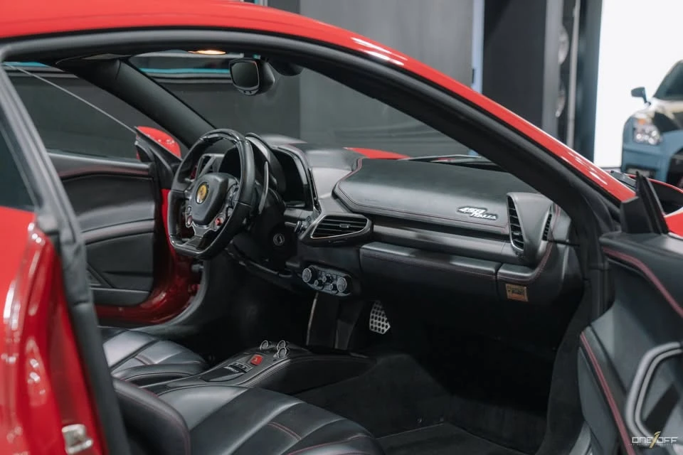 2012 Ferrari 458 Italia - Image 14 of 20