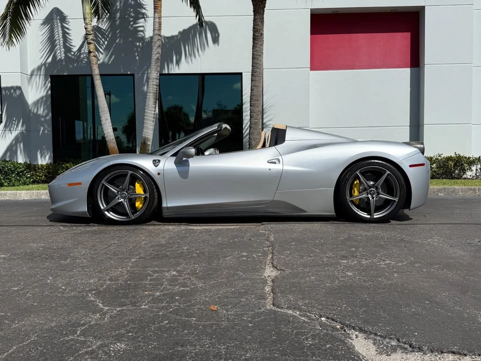 2012 Ferrari 458 Spider - Image 9 of 18