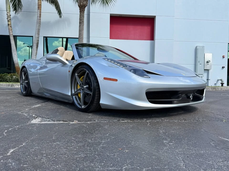2012 Ferrari 458 Spider - Image 5 of 18