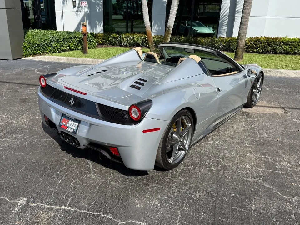 2012 Ferrari 458 Spider - Image 10 of 18