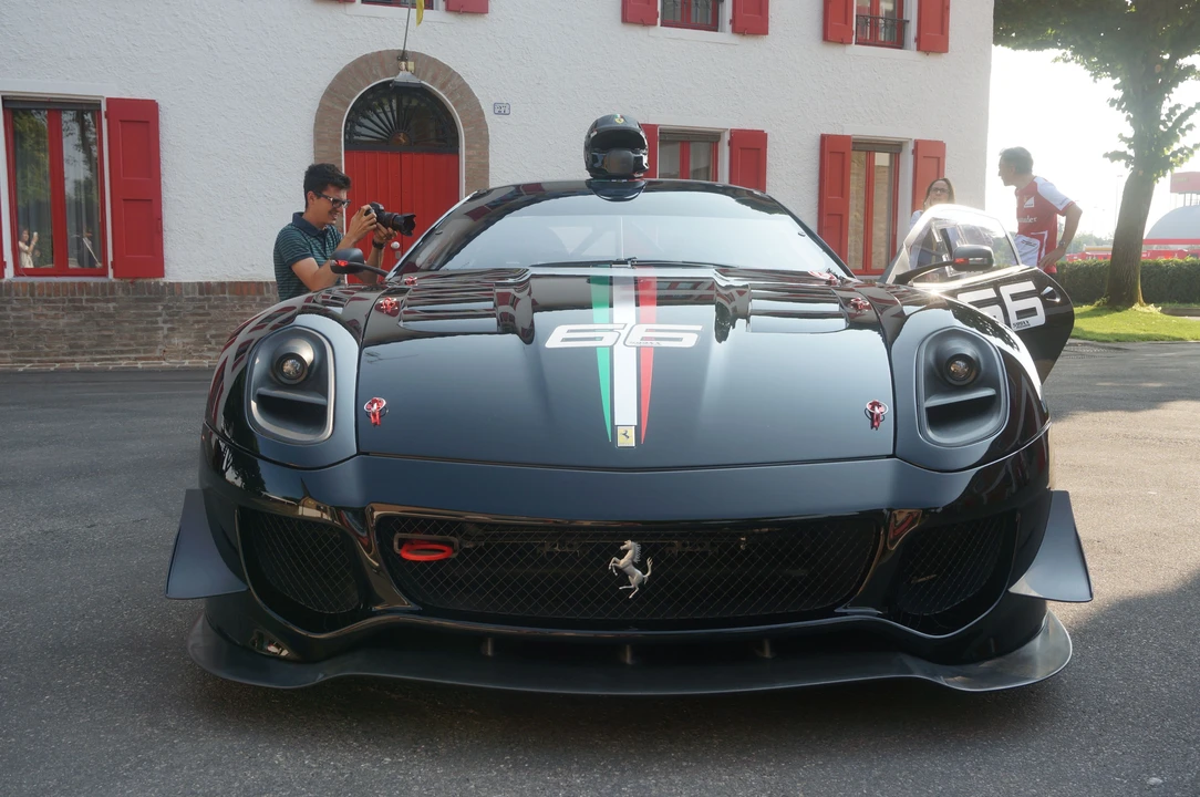 2012 Ferrari 599XX - Image 8 of 10