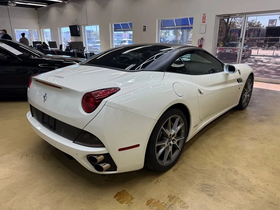 2012 Ferrari California - Image 5 of 20