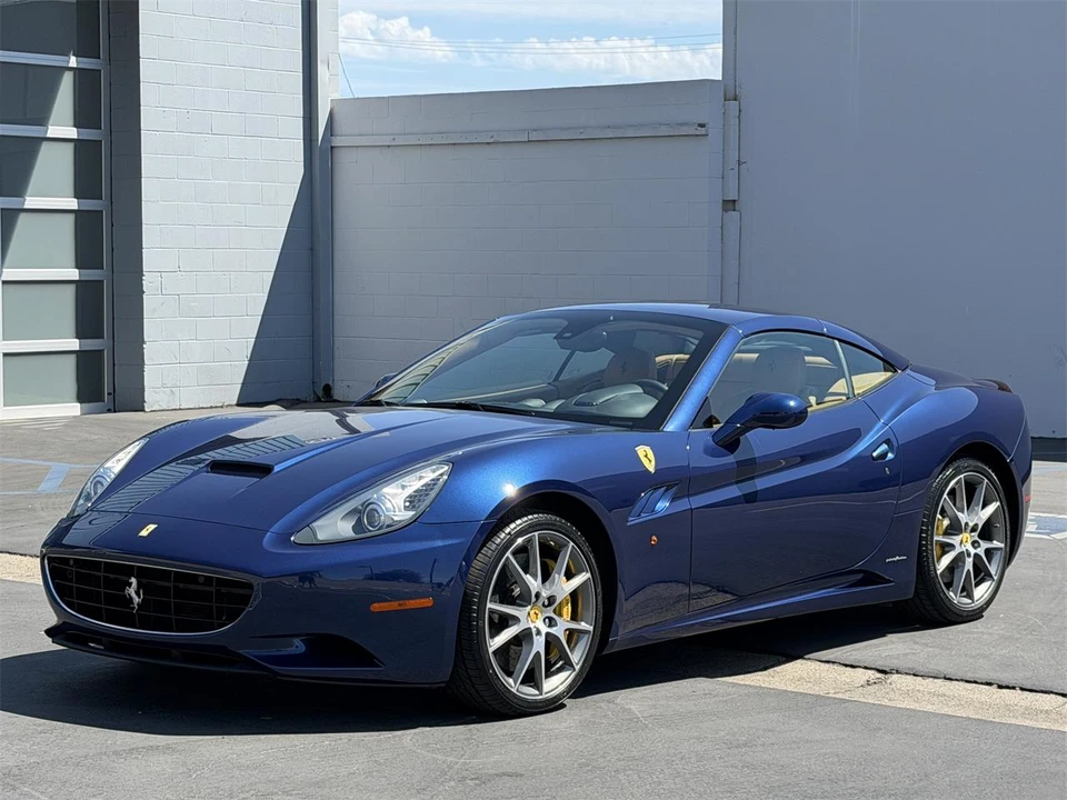 2012 Ferrari California - Image 18 of 23