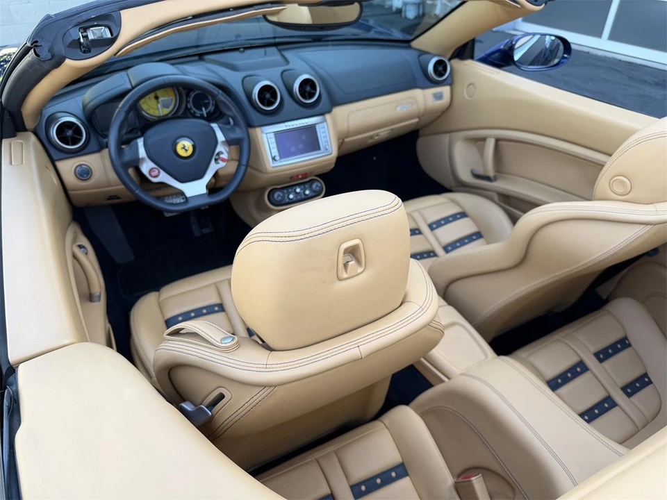 2012 Ferrari California - Image 7 of 23