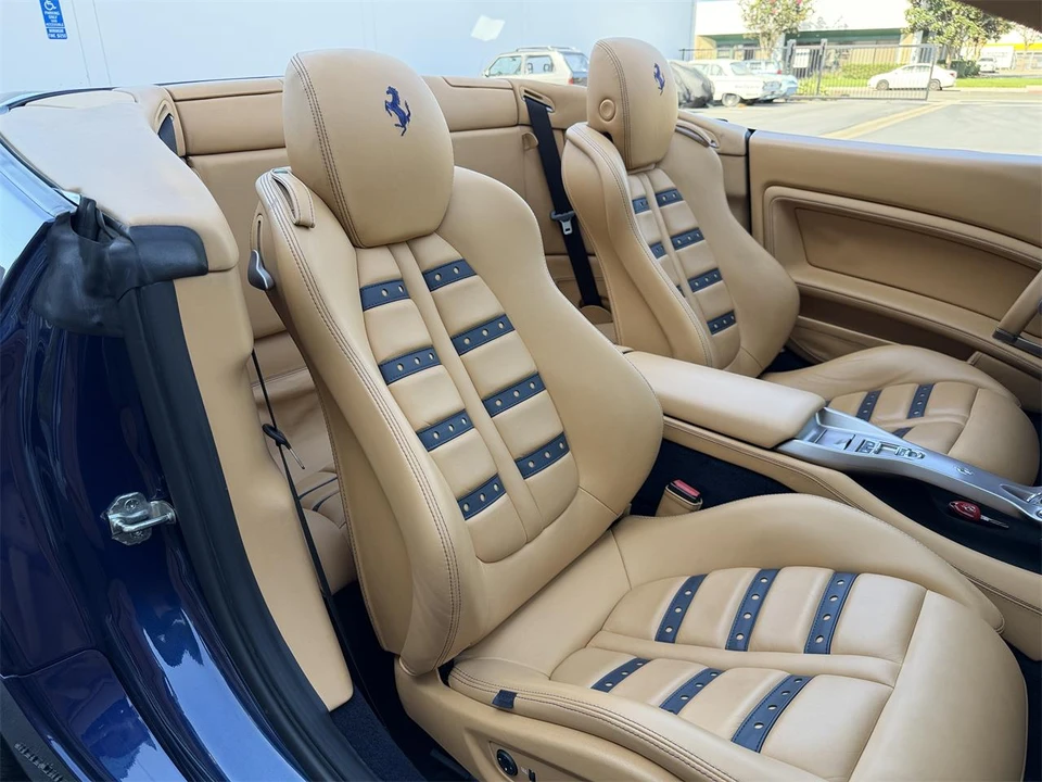 2012 Ferrari California - Image 11 of 23