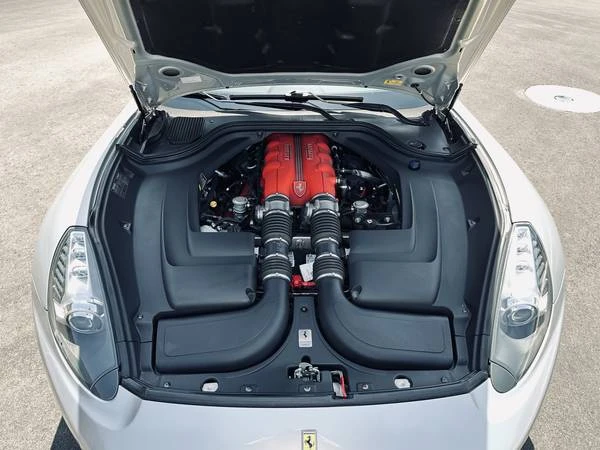 2012 Ferrari California - Image 16 of 17