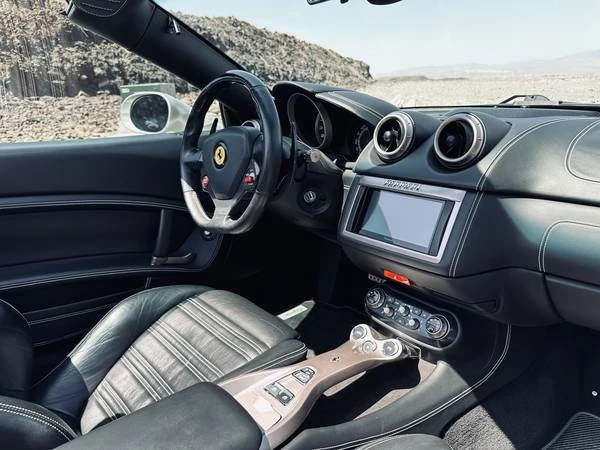 2012 Ferrari California - Image 11 of 17