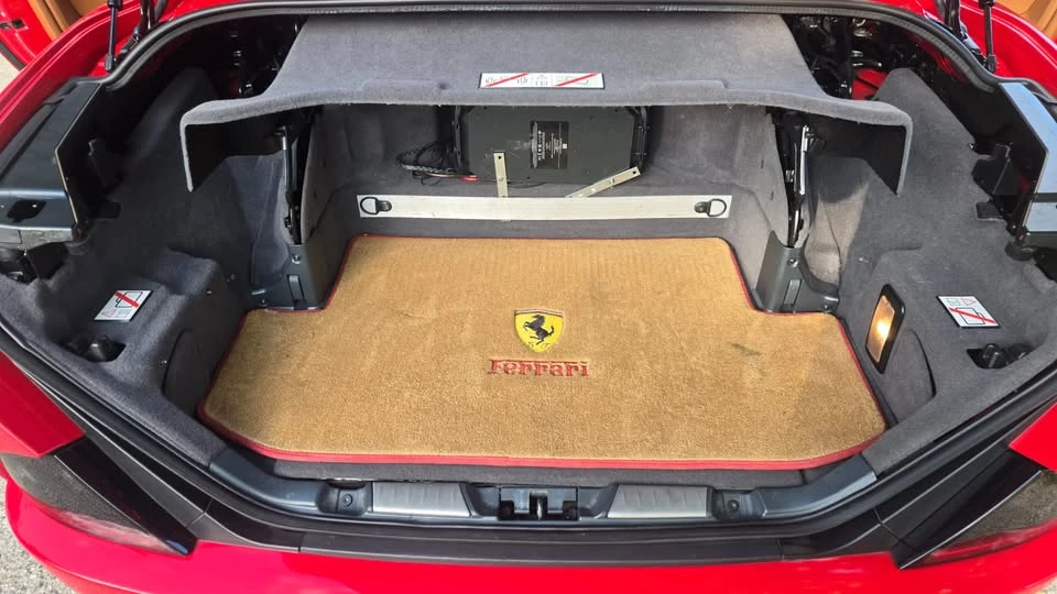 2012 Ferrari California - Image 10 of 18