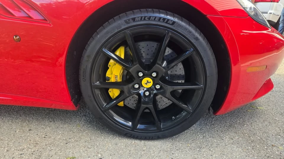 2012 Ferrari California - Image 11 of 18