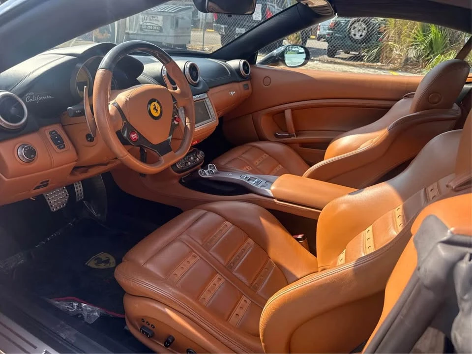 2012 Ferrari California - Image 11 of 15