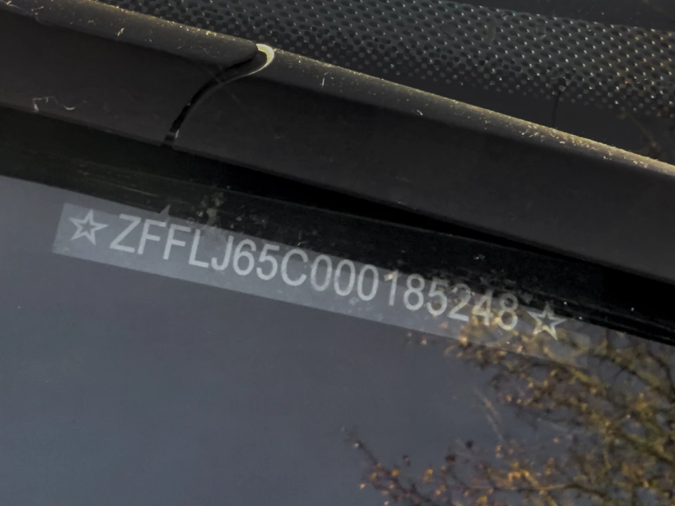 2012 Ferrari California - Image 27 of 31