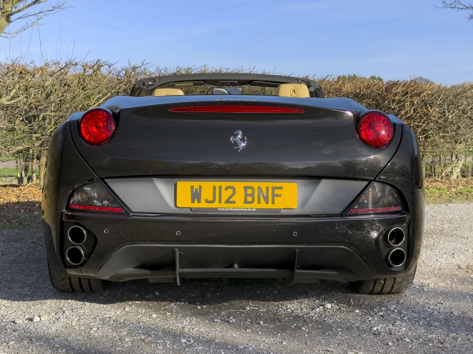 2012 Ferrari California - Image 15 of 31