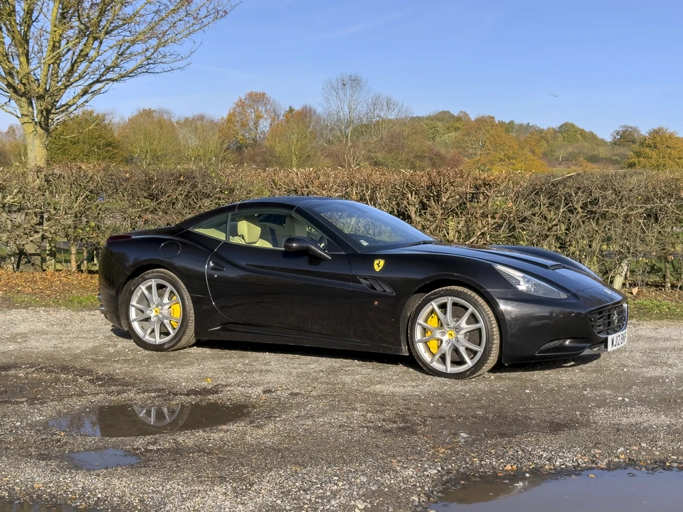 2012 Ferrari California - Image 17 of 31