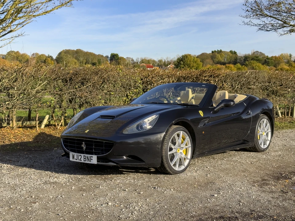 2012 Ferrari California - Image 9 of 31