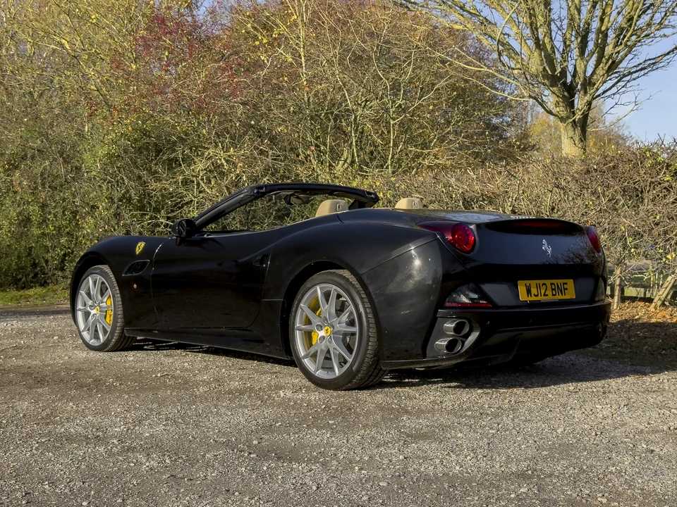 2012 Ferrari California - Image 21 of 31