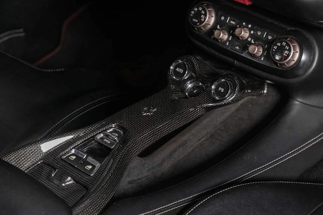 2012 Ferrari California - Image 30 of 31
