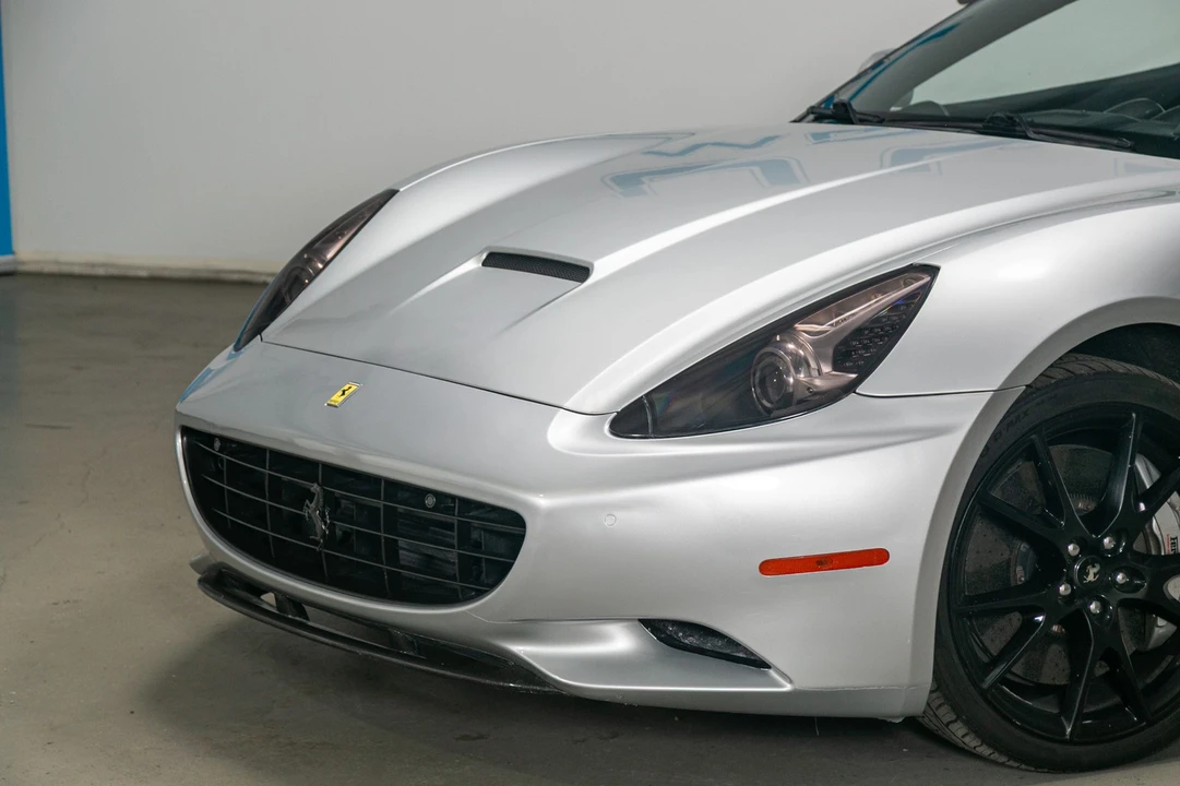 2012 Ferrari California - Image 15 of 21