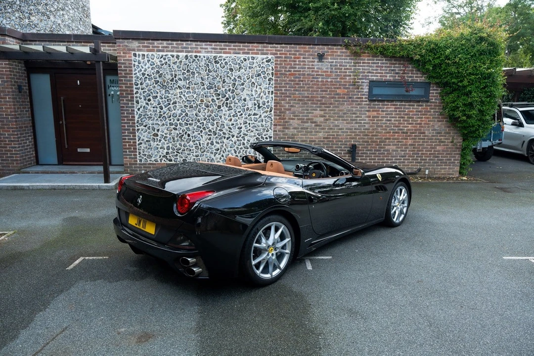2012 Ferrari California 30 - Image 2 of 30