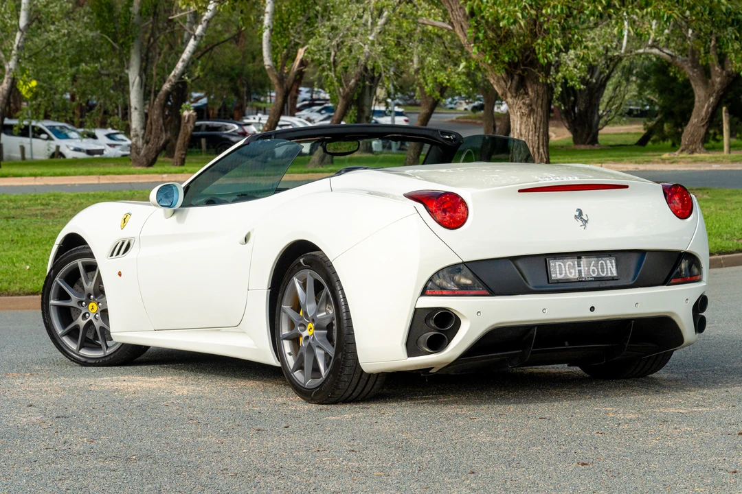 2012 Ferrari California 30 - Image 5 of 31