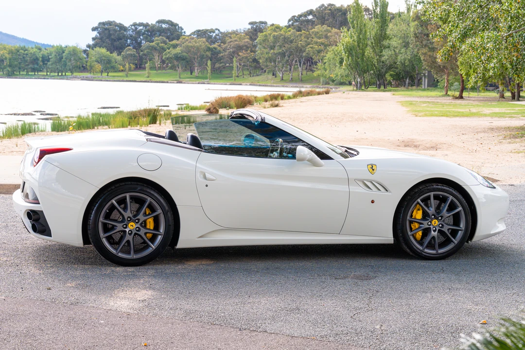 2012 Ferrari California 30 - Image 8 of 31