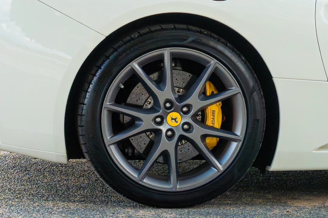 2012 Ferrari California 30 - Image 28 of 31