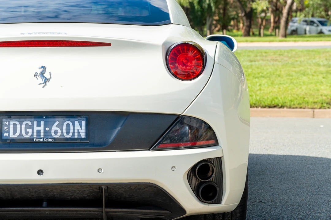 2012 Ferrari California 30 - Image 21 of 31