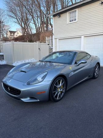 2012 Ferrari California - Image 2 of 7