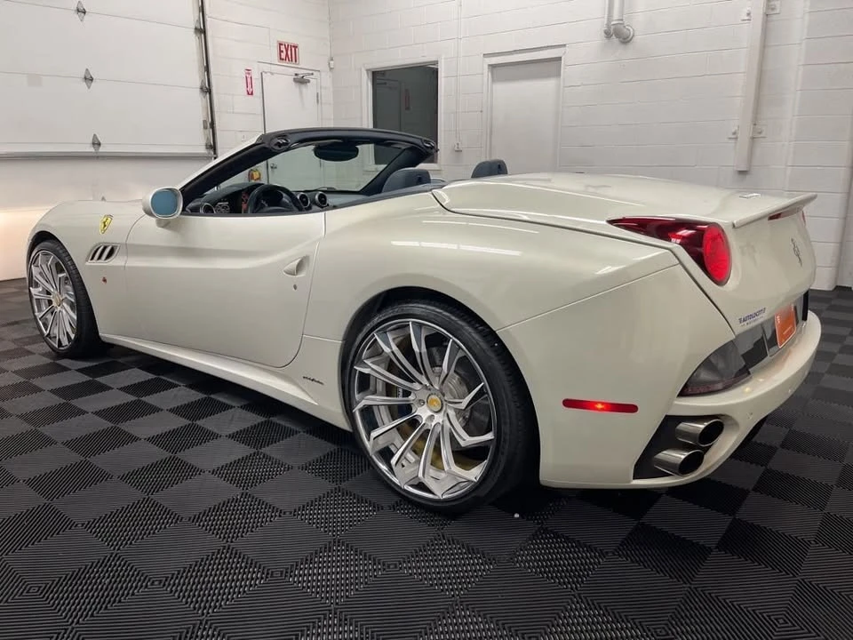2012 Ferrari California - Image 18 of 20