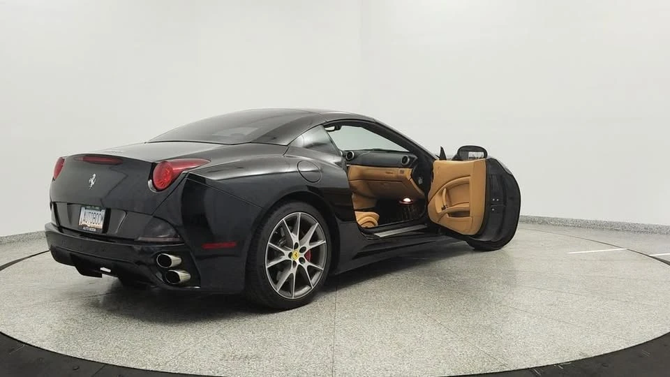 2012 Ferrari California - Image 11 of 20