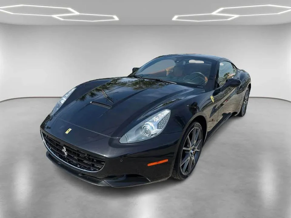 2012 Ferrari California - Image 2 of 14