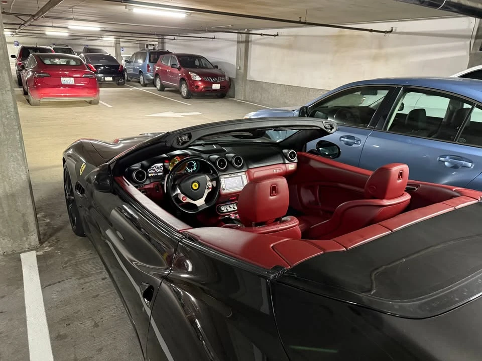 2012 Ferrari California - Image 6 of 6