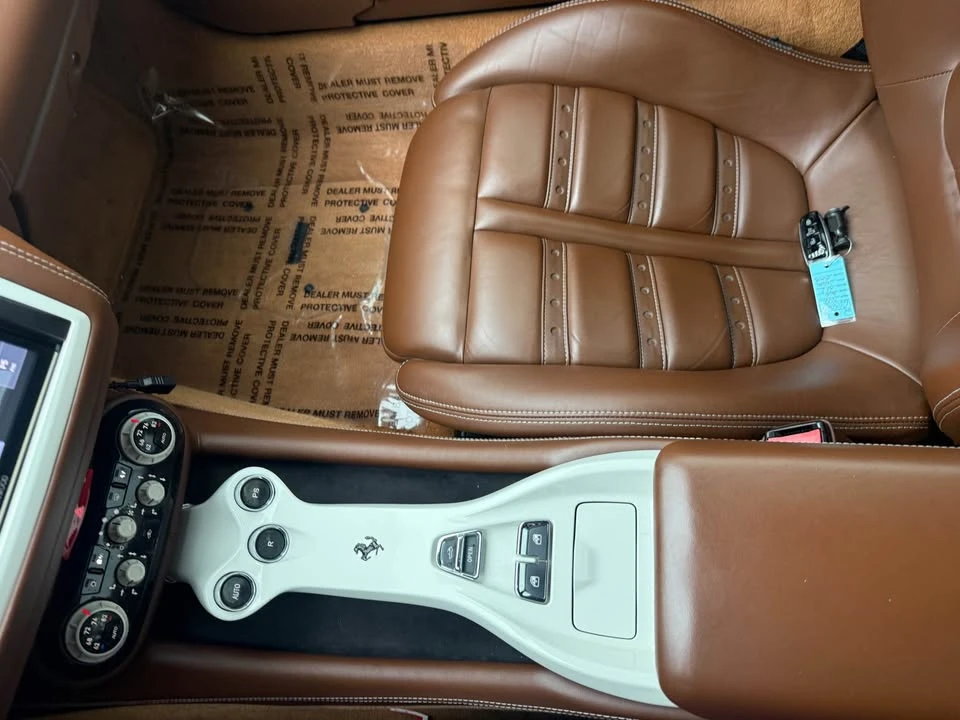 2012 Ferrari California - Image 12 of 18