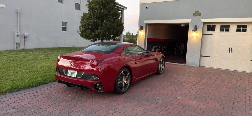 2012 Ferrari California - Image 3 of 5