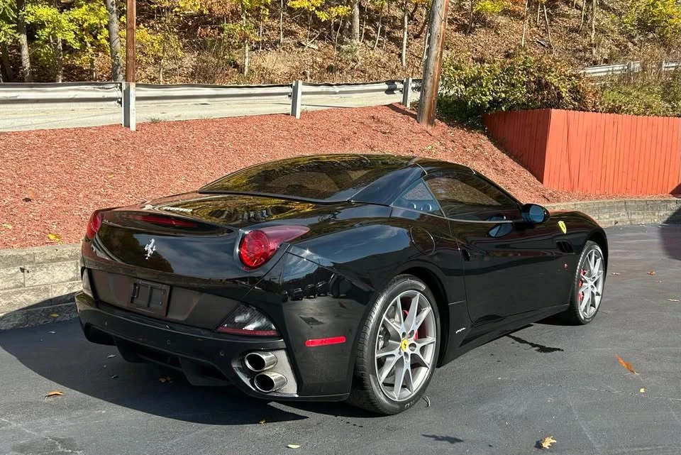 2012 Ferrari California - Image 5 of 15