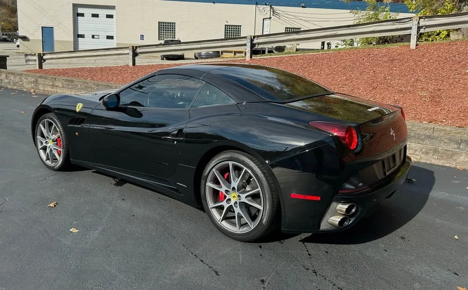 2012 Ferrari California - Image 3 of 15