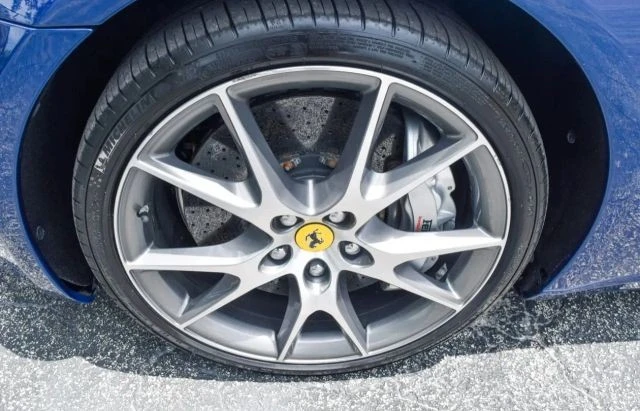 2012 Ferrari California - Image 30 of 31