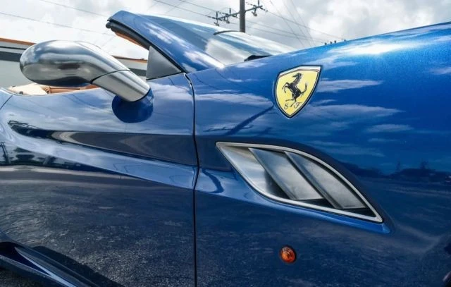 2012 Ferrari California - Image 26 of 31