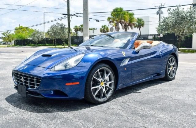 2012 Ferrari California - Image 2 of 31