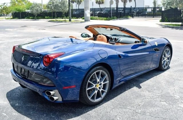 2012 Ferrari California - Image 12 of 31