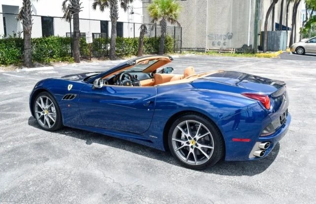 2012 Ferrari California - Image 17 of 31