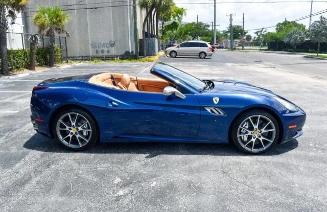 2012 Ferrari California - Image 9 of 31