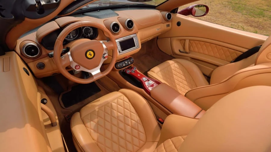 2012 Ferrari California - Image 4 of 31