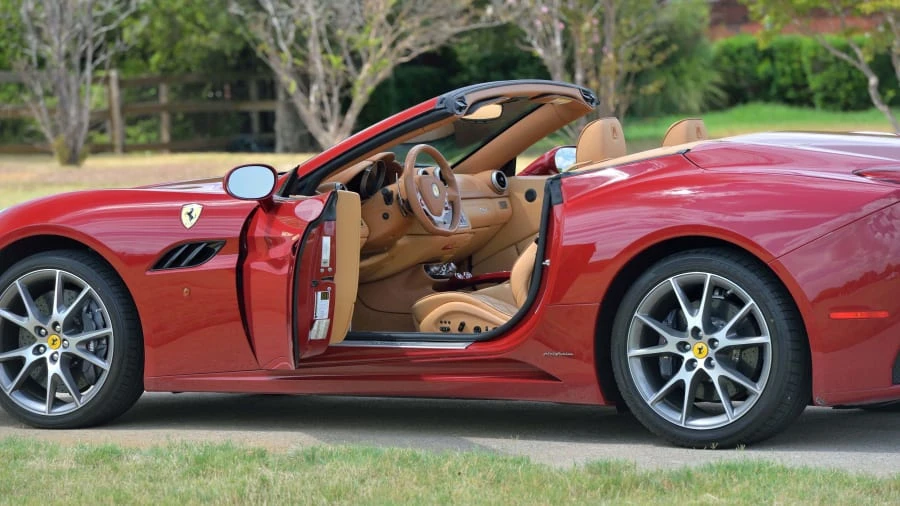 2012 Ferrari California - Image 17 of 31