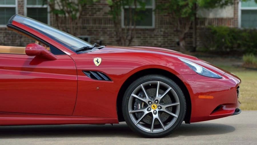 2012 Ferrari California - Image 19 of 31