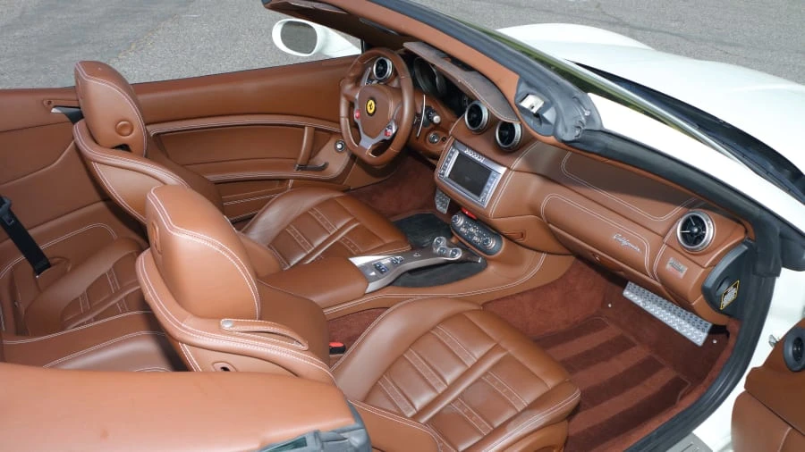 2012 Ferrari California - Image 5 of 12
