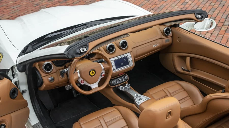 2012 Ferrari California - Image 4 of 25