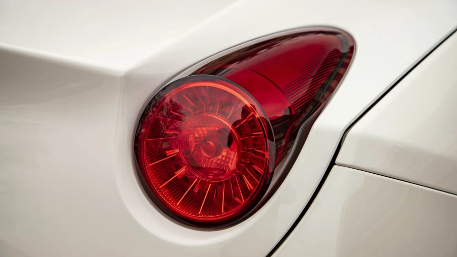 2012 Ferrari California - Image 15 of 25